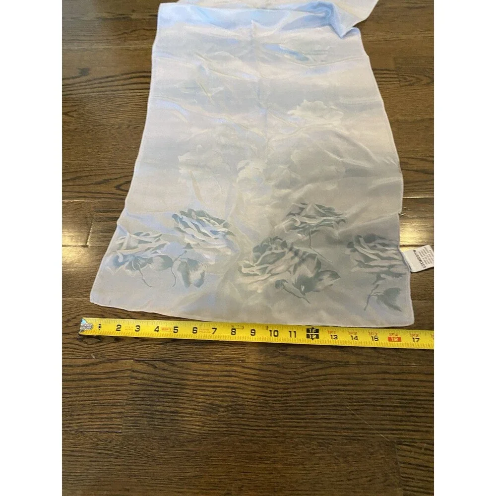 Liz Claiborne Scarf Silk Printed Floral Rose Design 17x 56